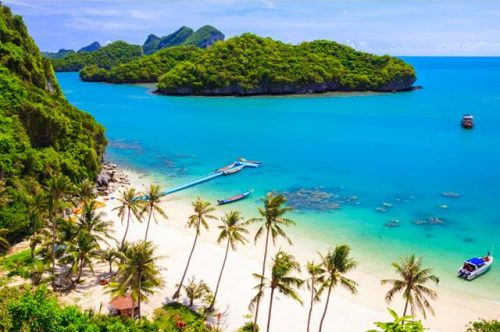 Thailand Yoga Retreat picture of blue ocean and beach