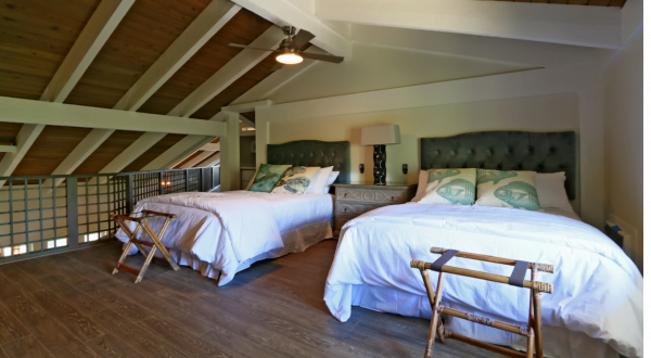 Hawaii Yoga Retreat Penthouse bedroom loft with two queen beds